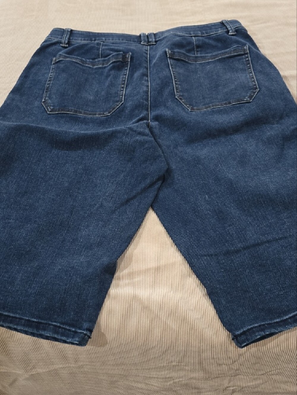 NWOT-Democracy Women's Dark Blue Relaxed Denim Crops - Picture 4 of 8